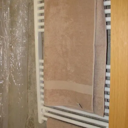 Precioso A Pie De Pista En Apartamento